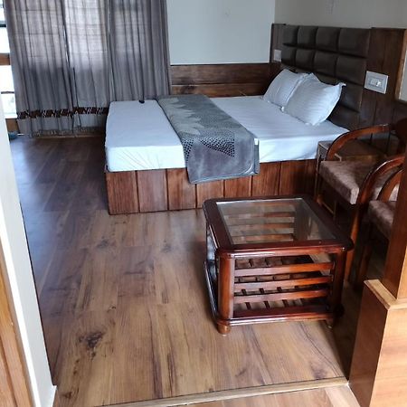 Mathan View Homestay - 3Min Drive To Kullu-Manali Airport Shamshi Bagian luar foto